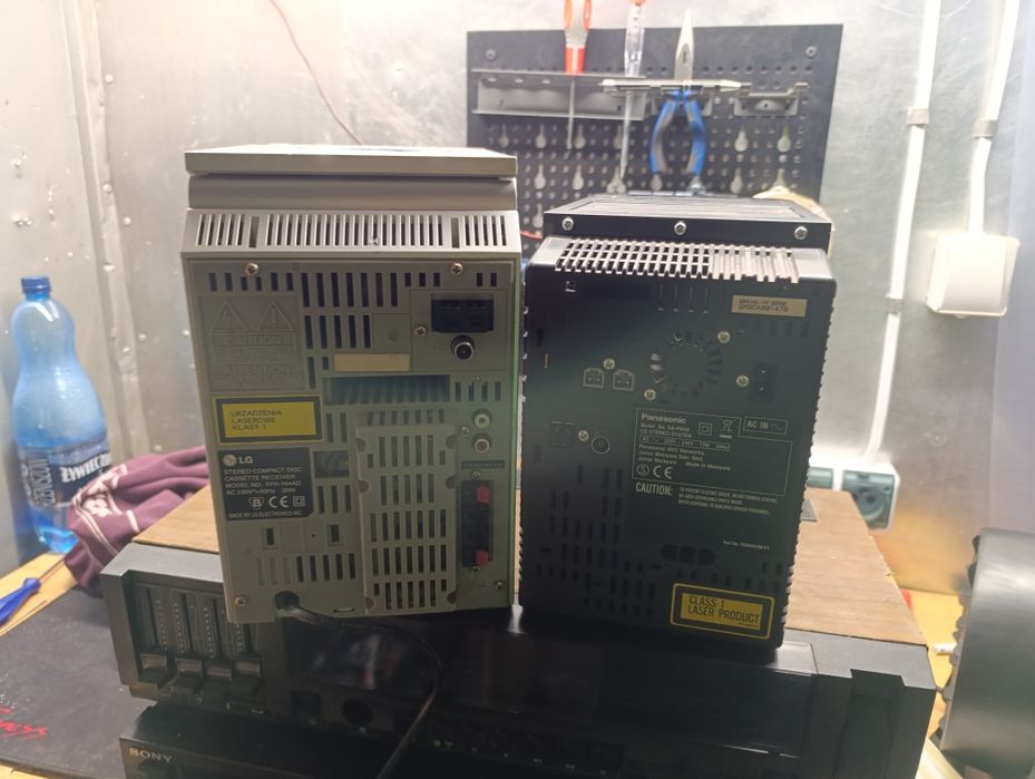 Dwie wieże LG i Panasonic