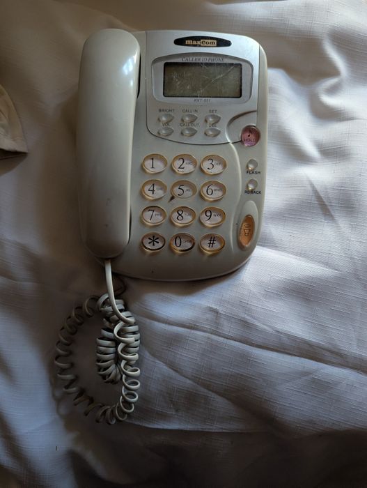 Telefon stacjonarny maxcom