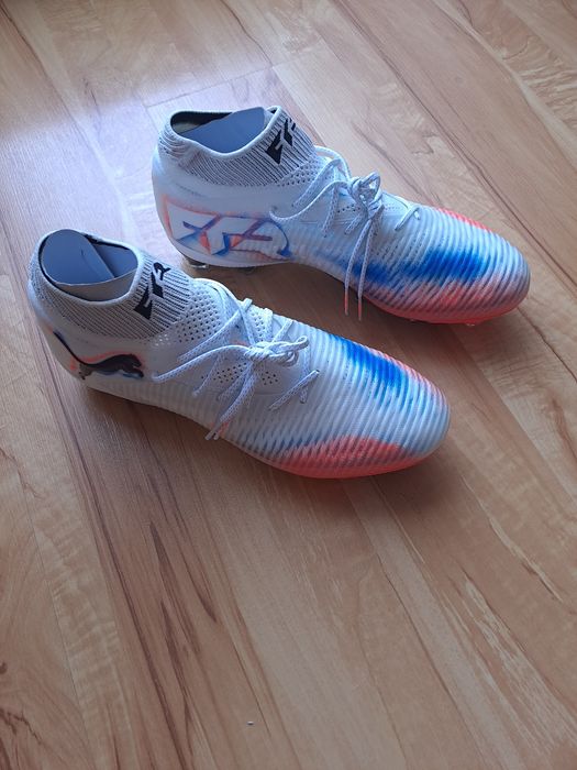 PUMA  buty piłkarskie FUTURE 8 Ultimate FG