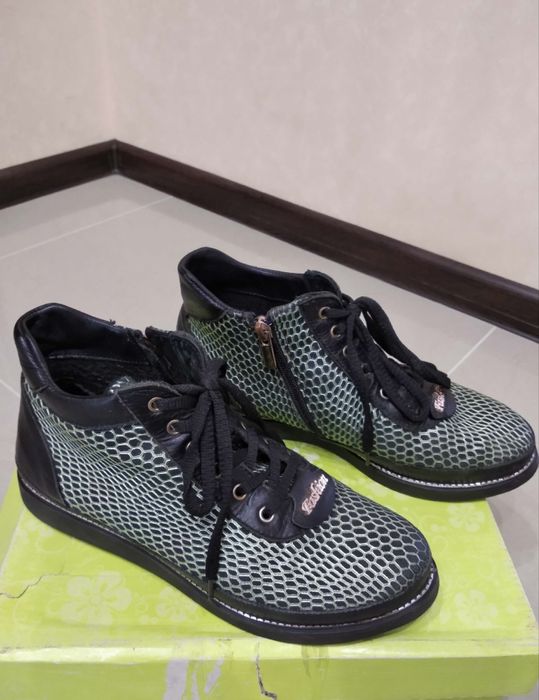 ЧЕРЕВИКИ жіночі р.38