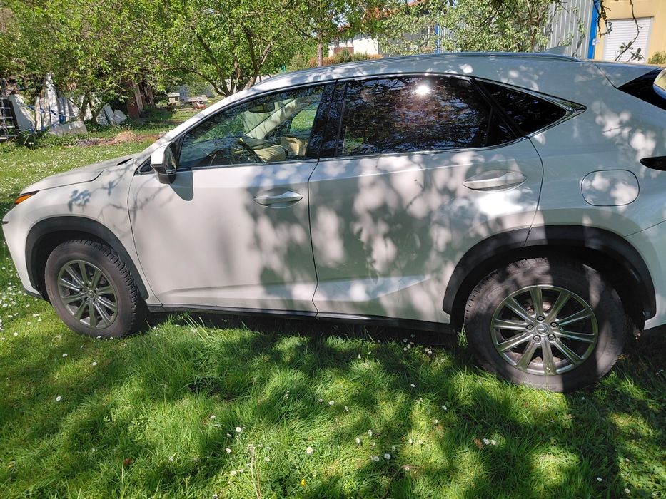 Sprzedam Lexus NX200