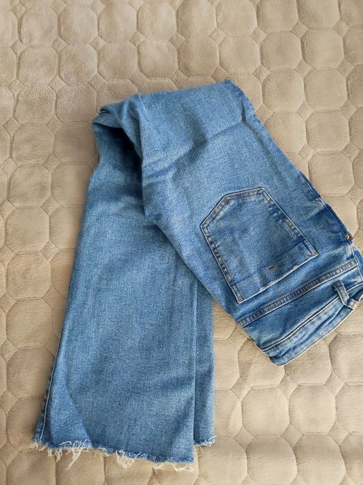 Джинси Zara flare fit
