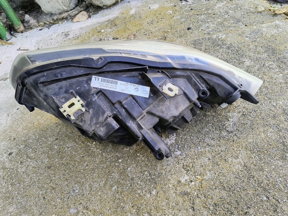 BMW E90  E91 lampa prawa europa