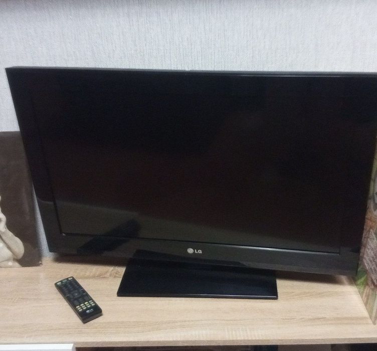 Обміняю телевізор та пральну машину на нову пральну машину