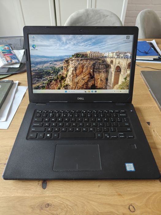 Laptop Dell 3490 i5 8gb ram 256gb ssd windows