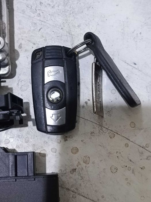 bmw e90 e87 2.0 n47d20c komputer sterownik silnika zestaw do odpalenia