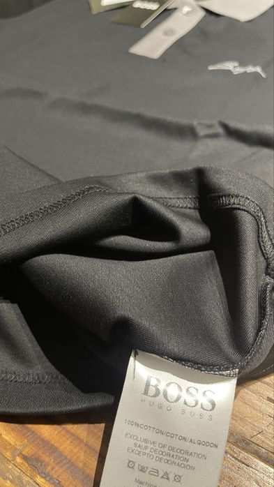 Polo de Homem Preto