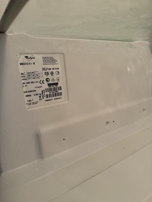 Холодильник Whirlpool