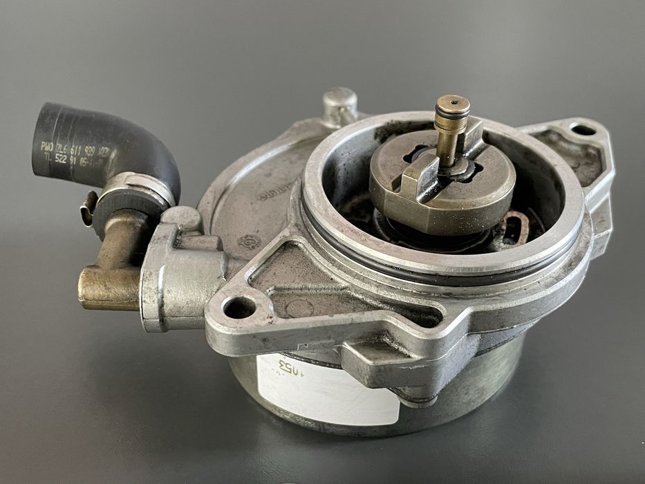 Вакуумний Насос Audi Q7 4L Ауді Ку7 Підсилювач Розборка Шрот