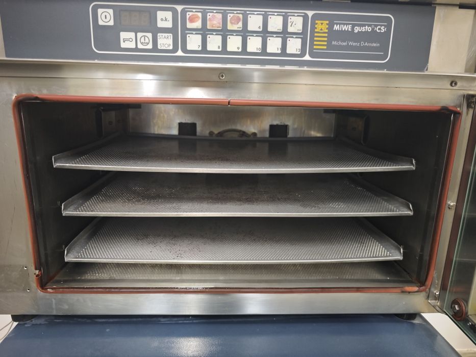 Пароконвектомат 3 рівні 60*40 Miwe gusto CS