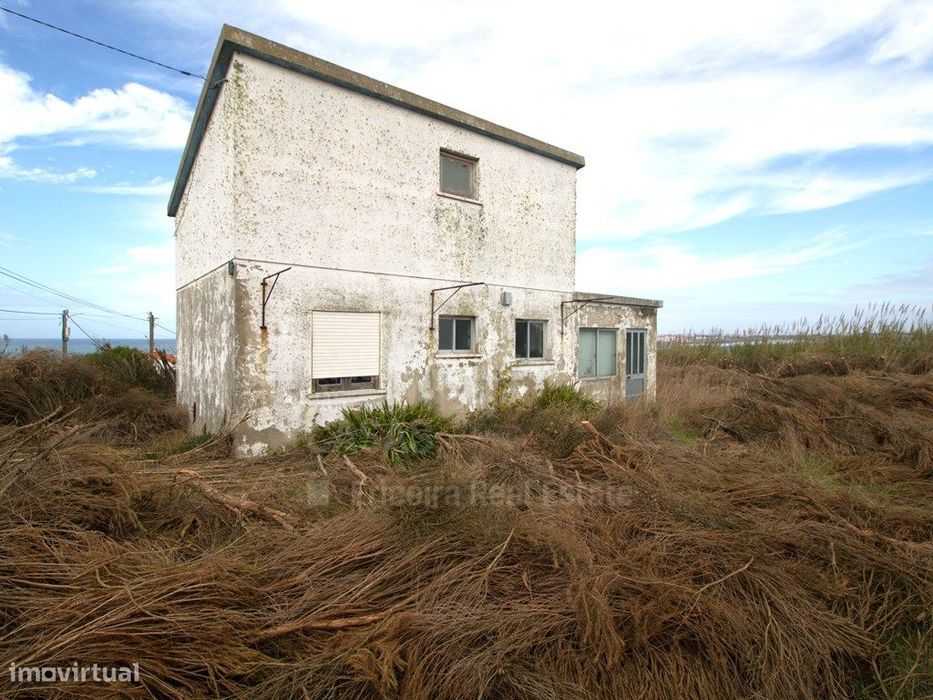 Vende Moradia T2 - Ericeira 19 Km, A Casa das Casas