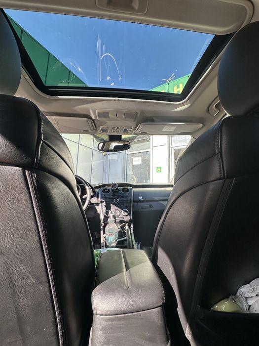 Автомобіль Mazda CX-7 2011 року, дизель