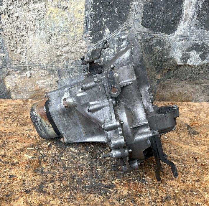 Коробка передач (КПП) Peugeot 208 1.2VTI | Citroen C3 1.2VTI (20A701)