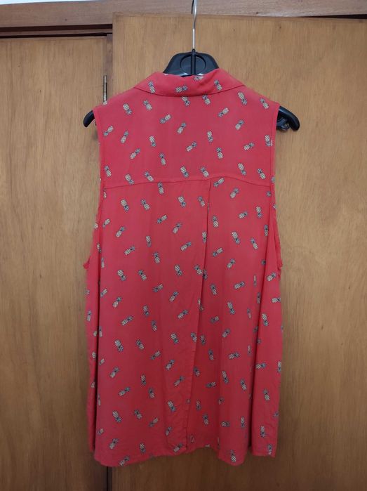 Blusa Rosa com Ananás