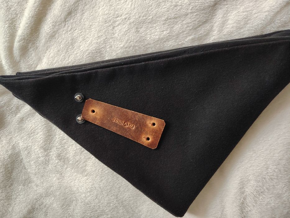 Chusta Favilier czarna flausz