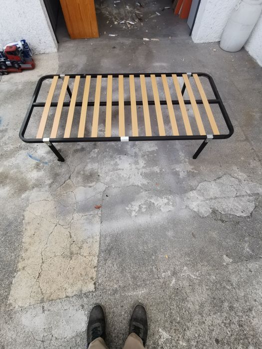 Estrado com pernas 195cmx95cm