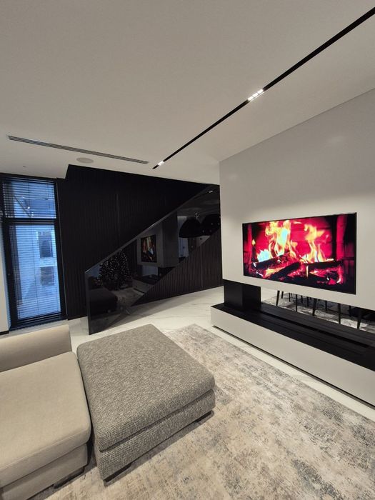 Продам VIP дом в городе! Умный дом! Бассейн! Гараж! Бомбоубежище!