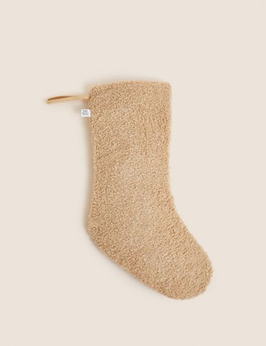 Тривимірна панчоха Spencer Bear™. Постачальник: Marks & Spencer