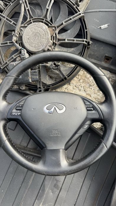 Подушка безпеки в руль airbag Infiniti EX35 2009