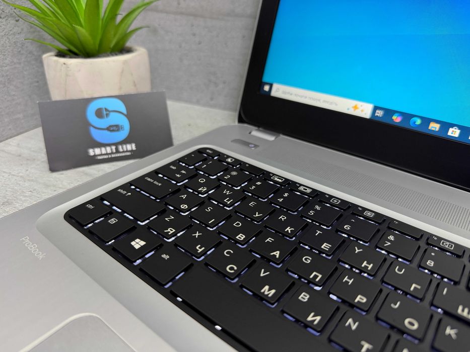 200gb ssd/8gb ddr4/i3-7100u/Стильний ноутбук Hp 450 G4