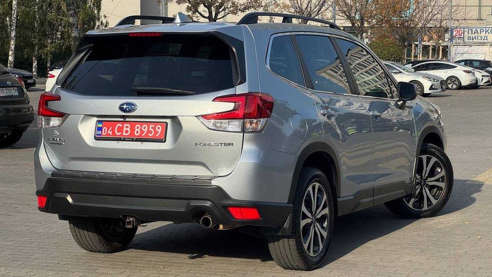 Subaru Forester 2019 2,5 Автомат 68 т км пробег