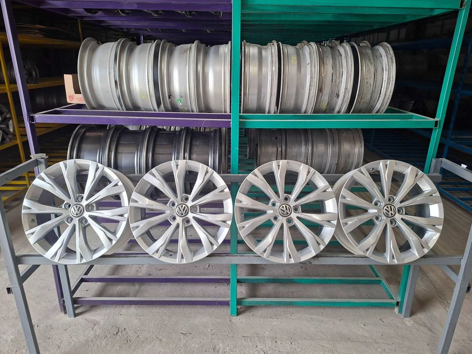 Оригінальні диски  Фольцваген 5/112 R17 7J ET40 Volkswagen.