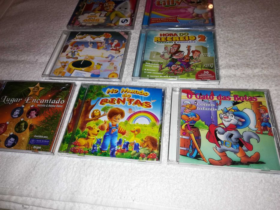 cds para crianças (avô cantigas, bebé lilly, pintas, gato das botas)