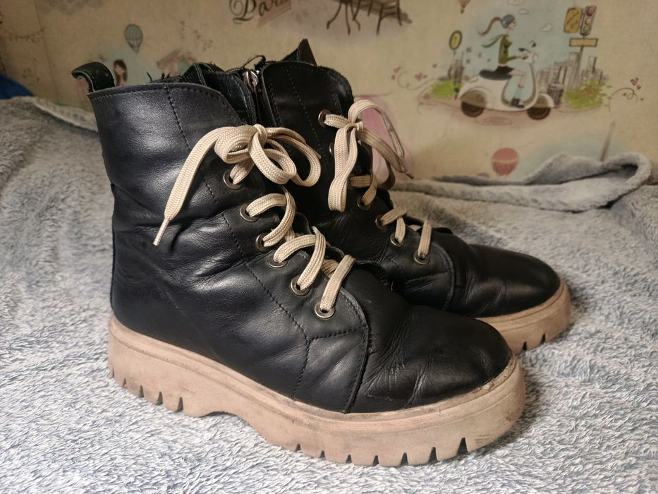 Продам тепле взуття. Зима/Весна