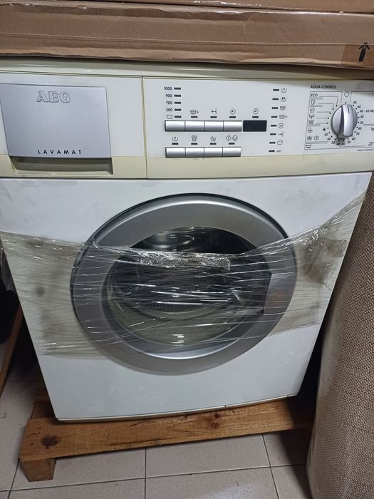 Máquina de lavar roupa AEG Eletrolux Lavamat