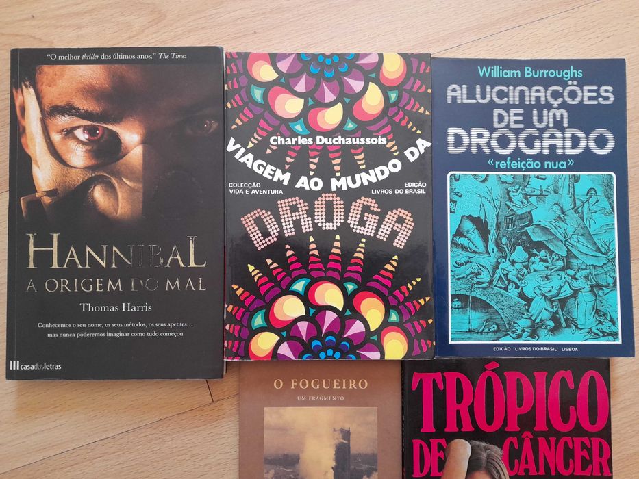 Pack Livros top de vários temas Hannibal etc