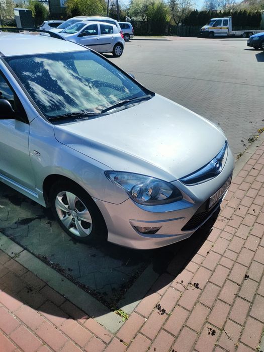 Hyundai i30 cw 2011 r. 1,4 benzyna