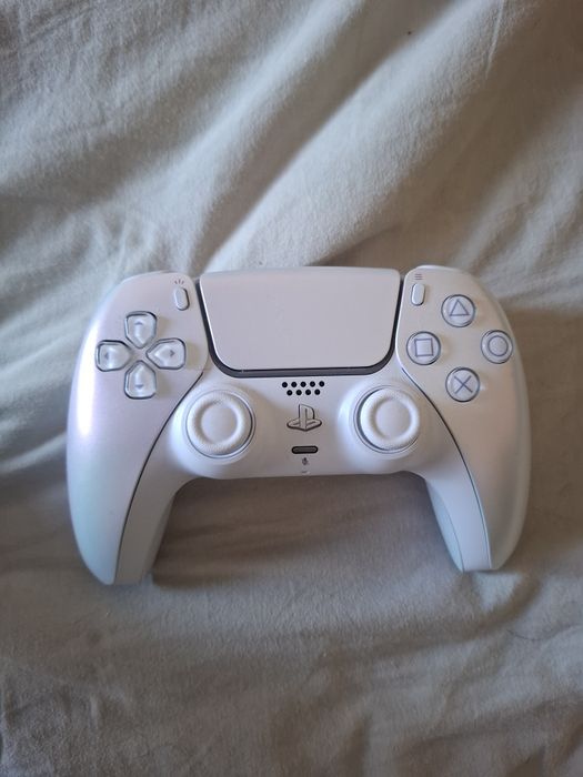 PS5 Digital 825GB + 1 comando