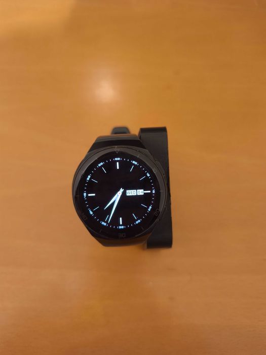 HUAWEI GT 2e Smartwatch, 4 GB, 16 MB RAM, GPS, and Many Accessories64354153913730122