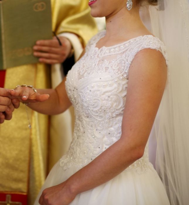 Suknia ślubna salon Biały Raj