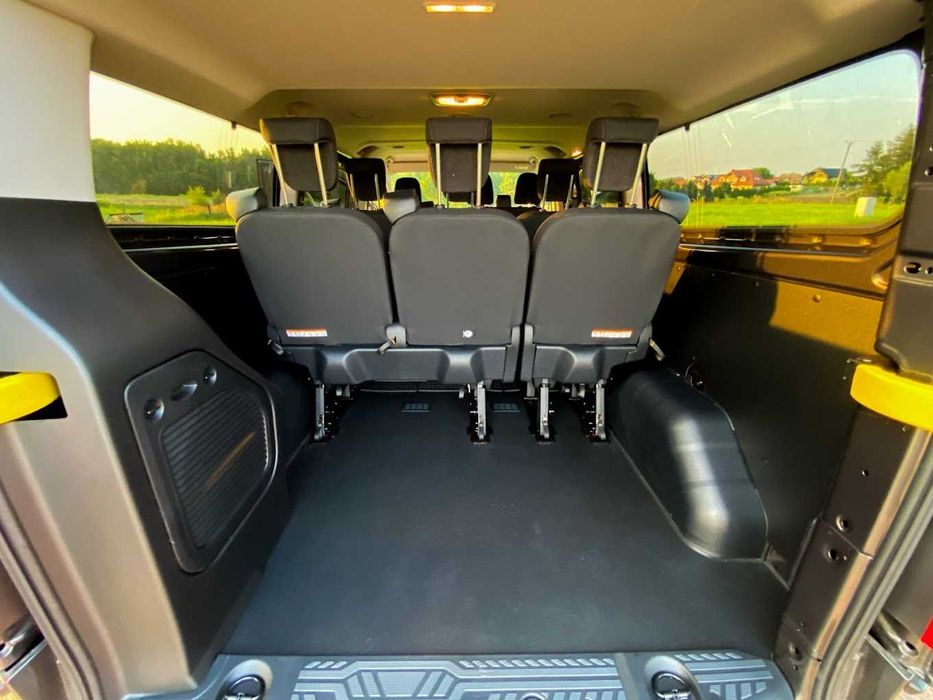 Wynajem busa 9-osobowego | Wypożyczalnia BUS | Winiety | Ford Transit Custom