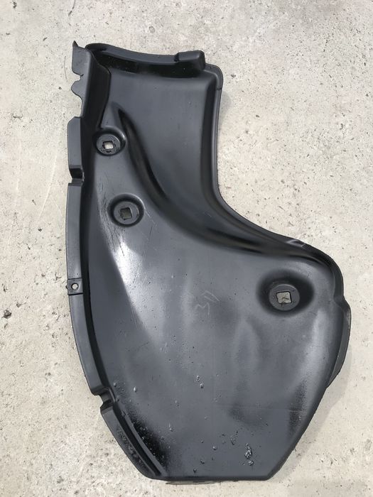 Тойота Рав 4 2008 задний подкрылок