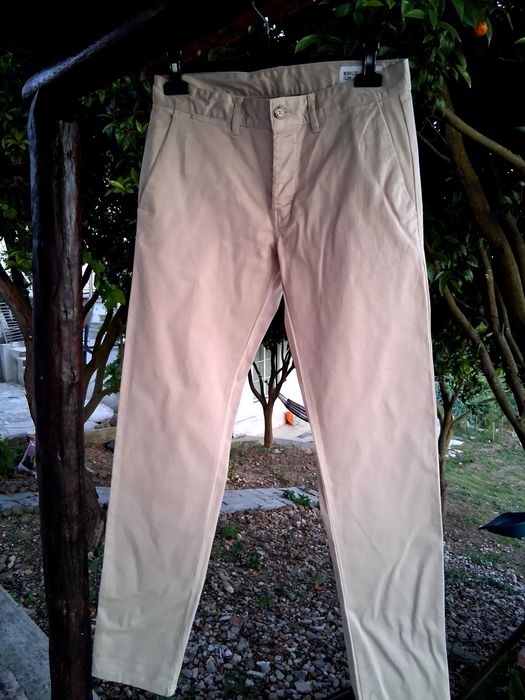 Calça Denim Co,com casaco DFND Couture Apparel.