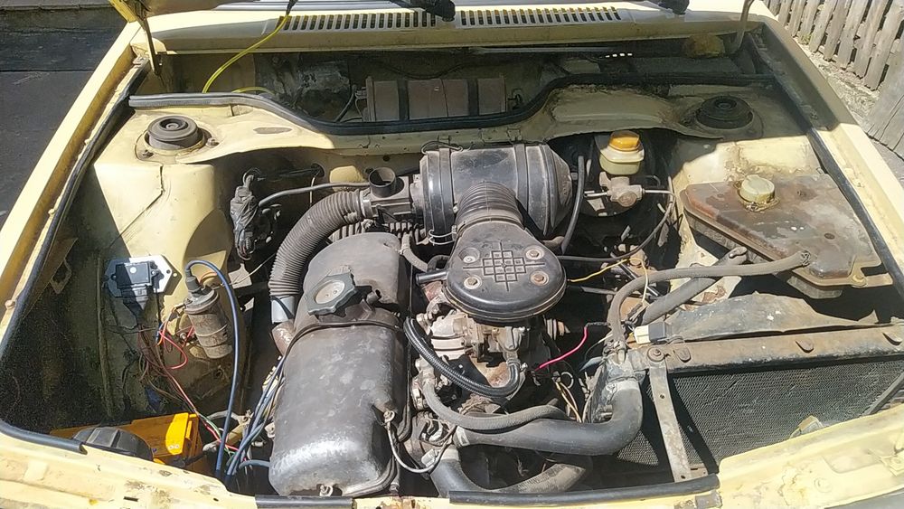 БУ автомобіль АЗЛК 21412