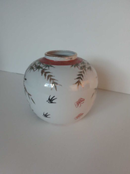 Pote chinês, fabricado em Macau, usado