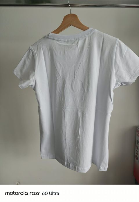 T-shirt damski HUGO BOSS | Biały z brokatowym logo
