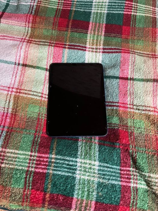 ipad 10.9 2023 год голубой без царапин 64 гб коробка є