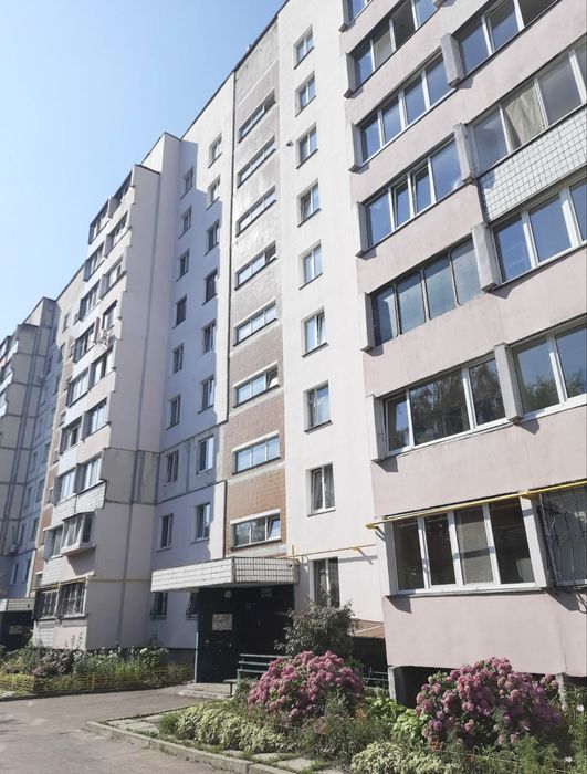 Продаж 3 кім. квартири в спальному районі