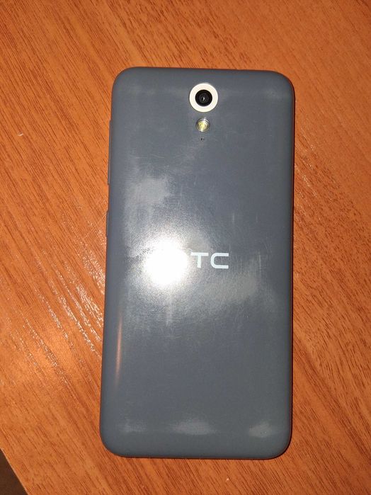 Telefon HTC Desire 620