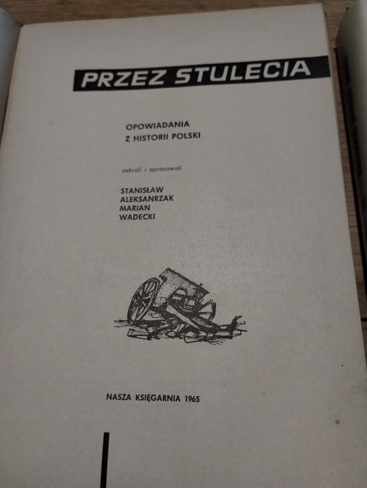 Warszawski pierścień śmierci i Przez stulecia. Twarda oprawa