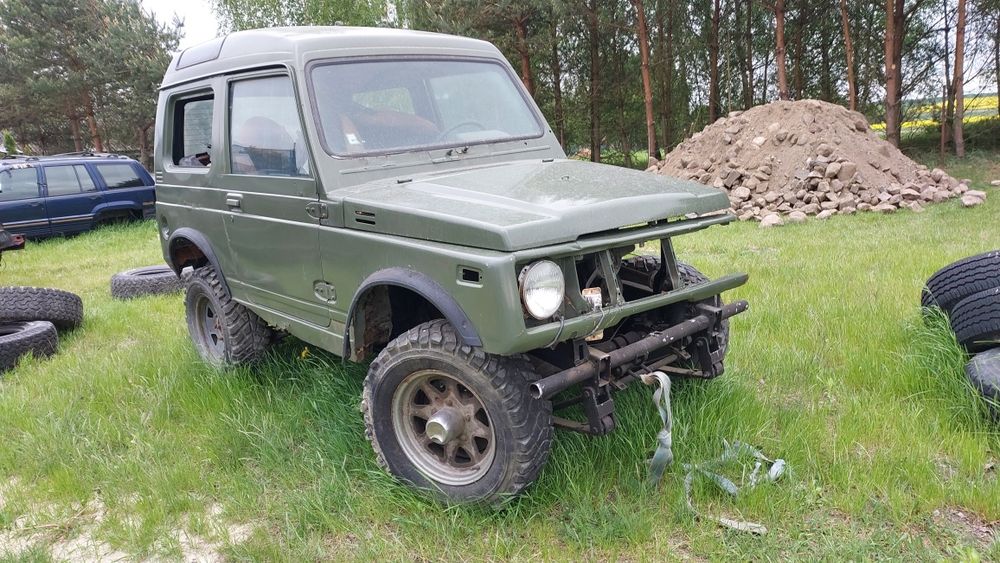 Suzuki samurai 1.3 w trakcie remontu zamiana