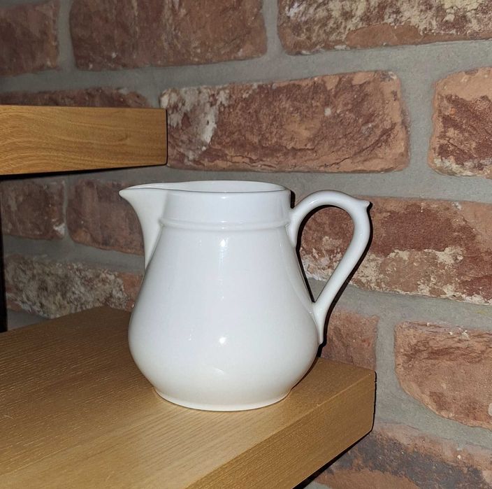 S.P.M. Walküre Bayreuth porcelanowy dzbanek mlecznik