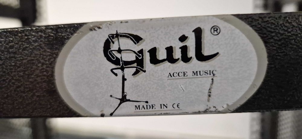 Rack tower 19", 30U, 3 partes, rodas, laterais perfuradas - marca Guil