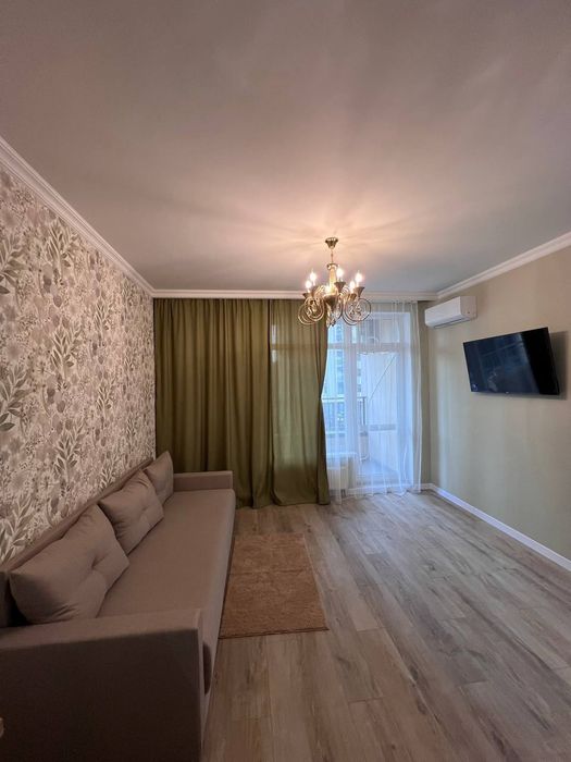 ЗДАМ VIP рівня в ЖК Крона Парк євродвохк.кв.Вул.Чорновола 8!