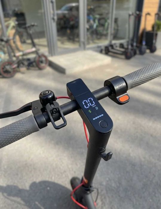 Електросамокат Xiaomi / Kugoo M365 Pro 4 з амортизацією — вигідна ціна -30%