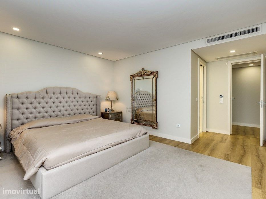 Magnífico e Exclusivo Penthouse T4 DUPLEX